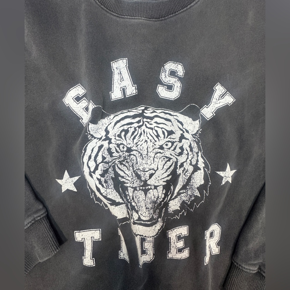 Tres Bien Black 'Easy Tiger' Crew Neck Sweater - Picture 2 of 3